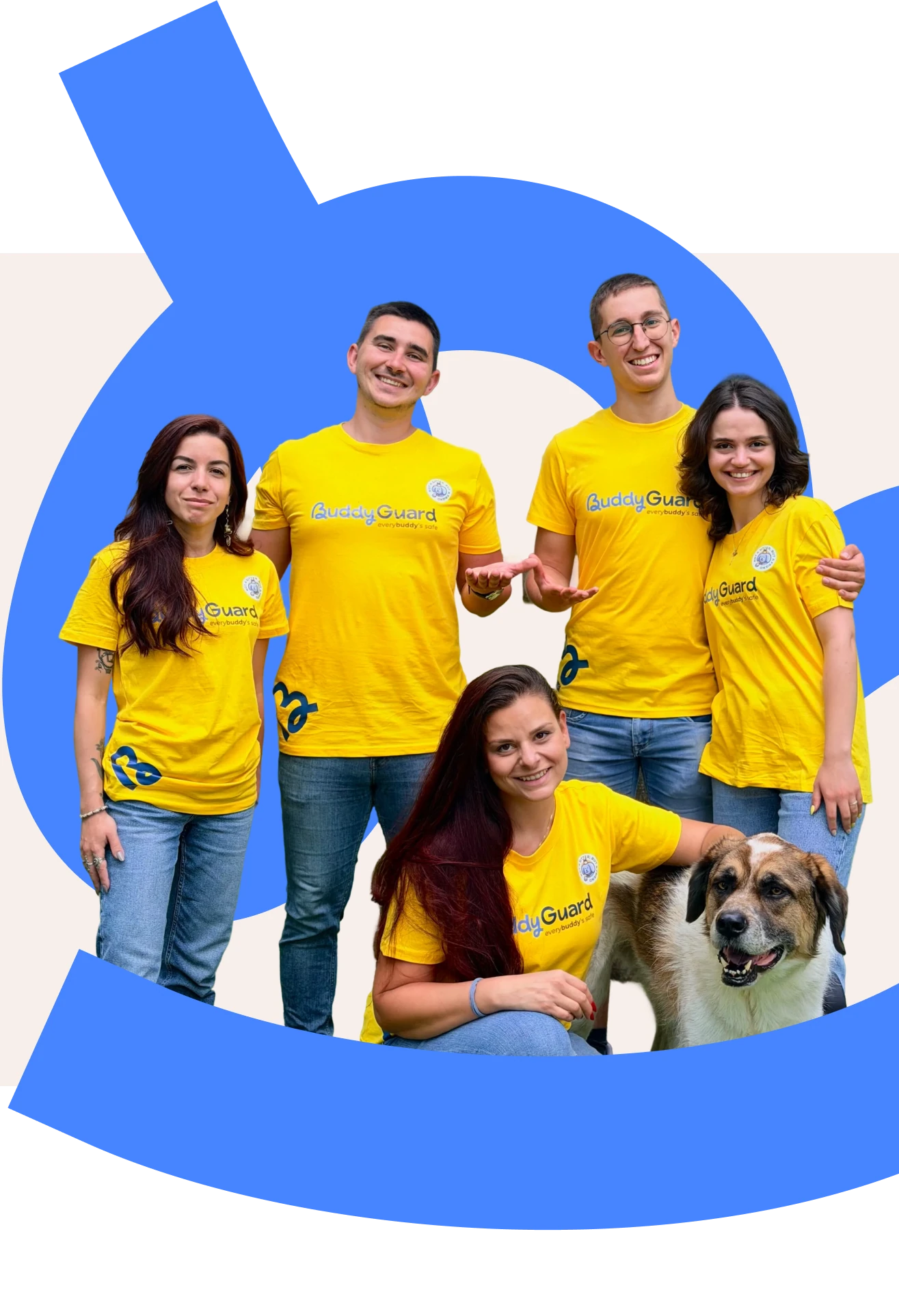 BuddyGuard team photo with a dog